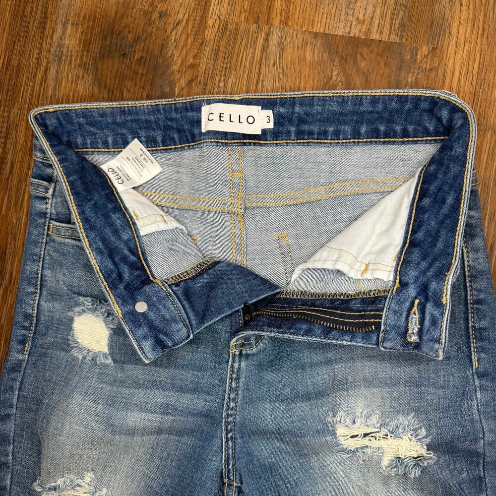 Cello Jeans High Rise ankle Skinny Medium Wash Size 3 distressed Raw Hem STRETCH - Picture 9 of 14